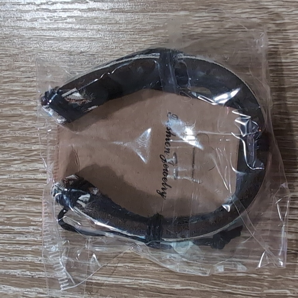 Bracelet - Picture 2 of 4